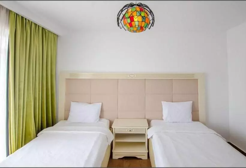 Fotos del hotel Phoenicia Holiday Resort:  14