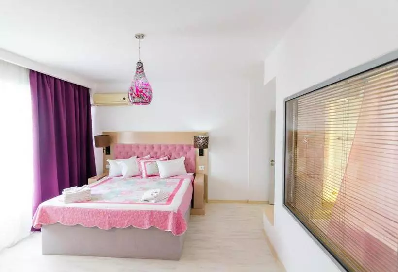 Fotos del hotel Phoenicia Holiday Resort:  22