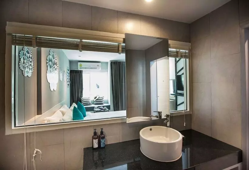 Fotos del hotel The Crib Patong:  25