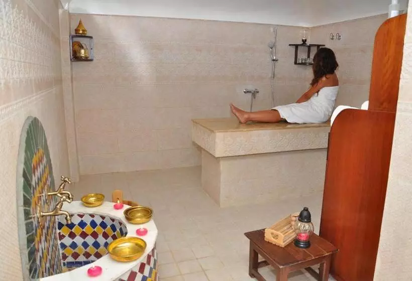 Fotos del hotel Across Hôtels & Spa Fès:  11