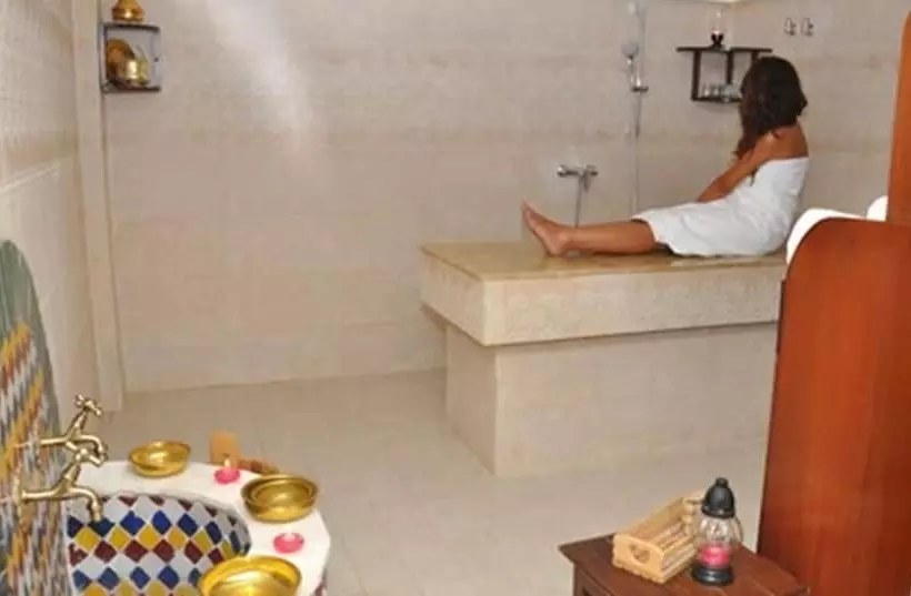 Fotos del hotel Across Hôtels & Spa Fès:  4