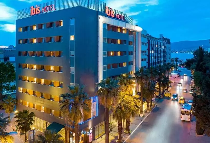 Fotos del hotel Ibis Izmir Alsancak:  20