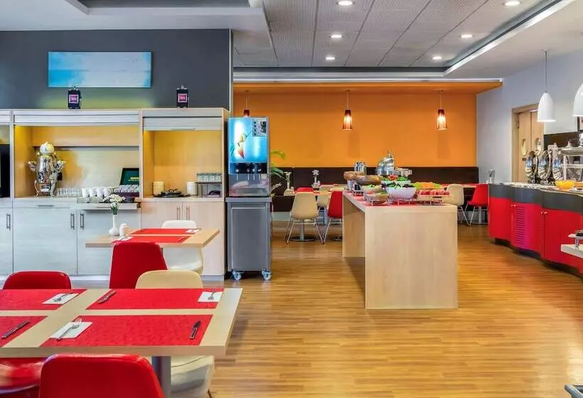 Fotos del hotel Ibis Izmir Alsancak:  3