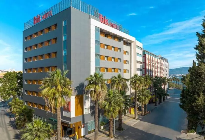Fotos del hotel Ibis Izmir Alsancak:  11