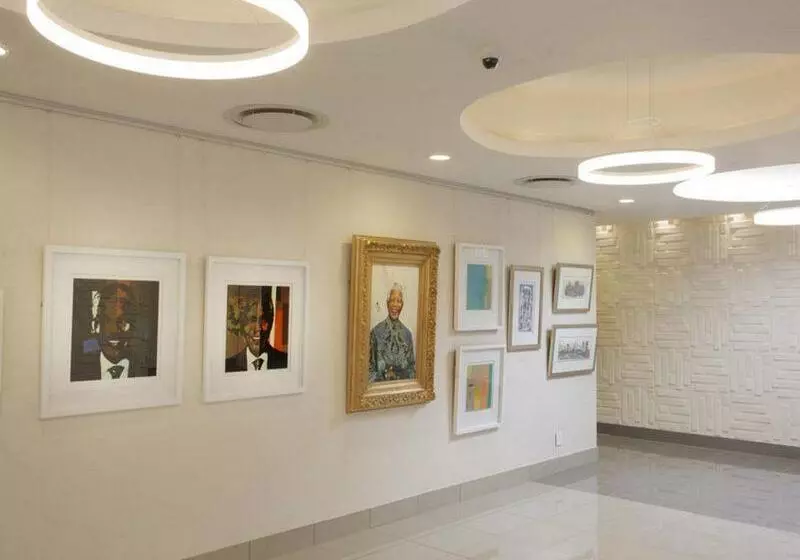 Fotos del hotel The Capital Empire:  6