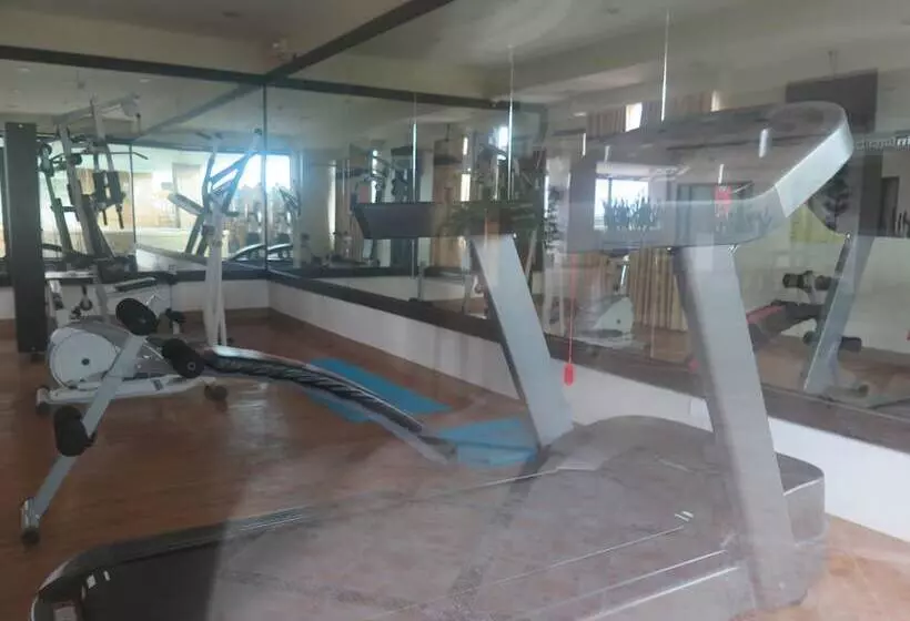 Fotos del hotel The Pinnacle  And Suites:  5