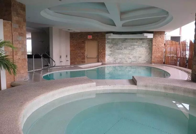 Fotos del hotel The Pinnacle  And Suites:  12
