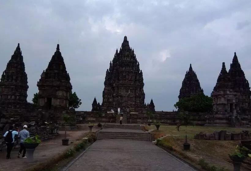 Fotos del hotel Poeri Devata:  12