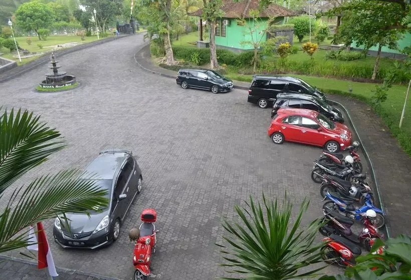 Fotos del hotel Poeri Devata:  2