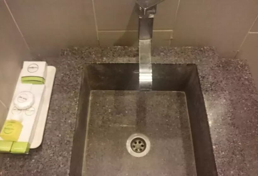 Fotos del hotel Pose In Hotel Yogyakarta:  13