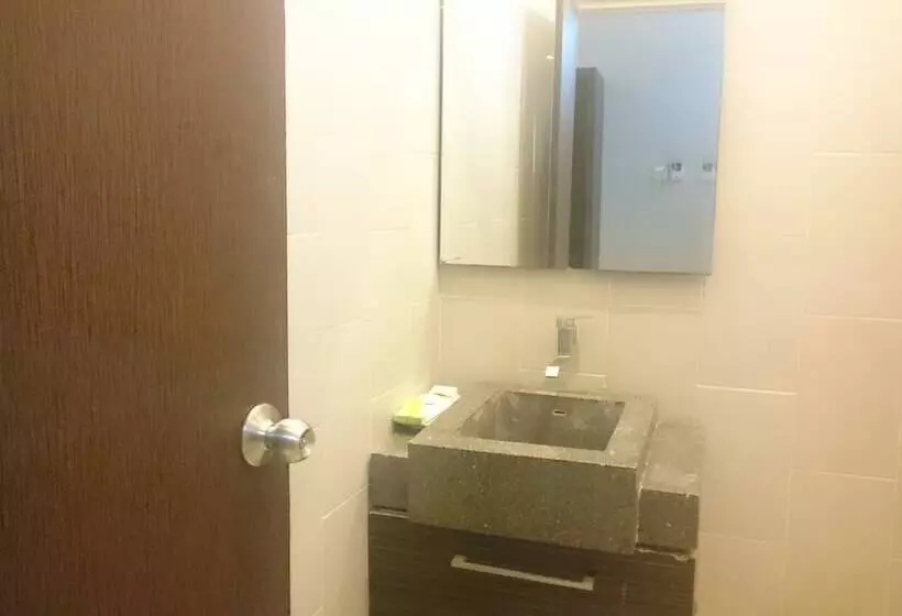 Fotos del hotel Pose In Hotel Yogyakarta:  9