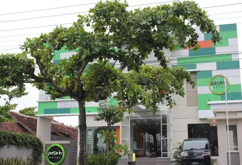 Fotos del hotel Pose In Hotel Yogyakarta:  11