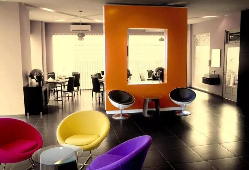 Fotos del hotel Pose In Hotel Yogyakarta:  3