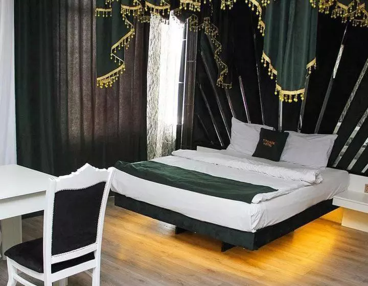 Fotos del hotel Titanik:  12