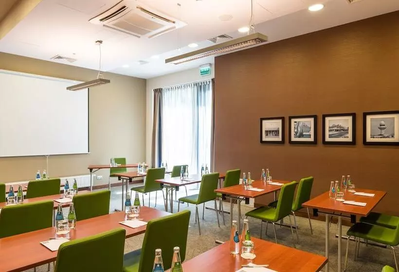 Fotos del hotel Hampton By Hilton Gdansk Airport:  19