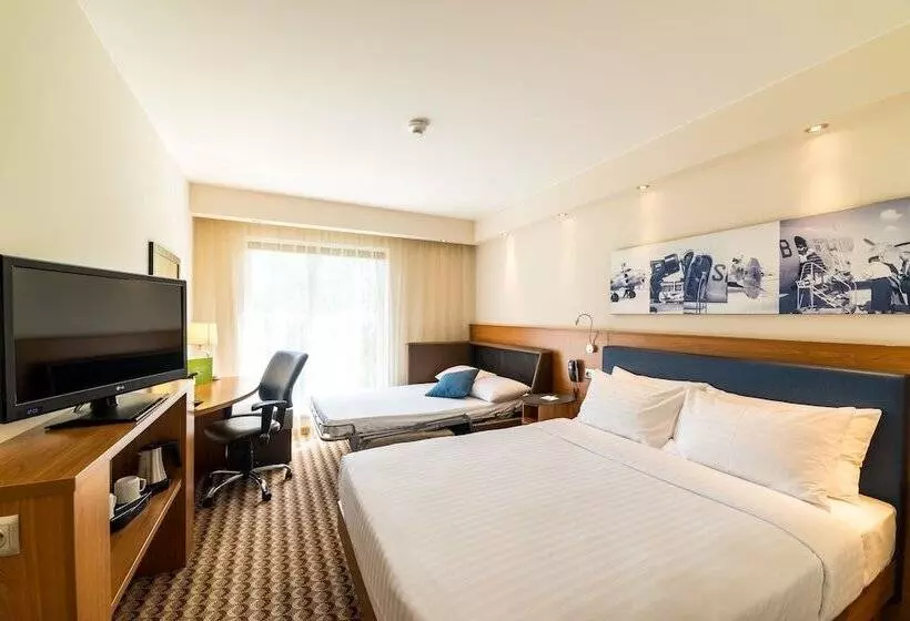 Fotos del hotel Hampton By Hilton Gdansk Airport:  13