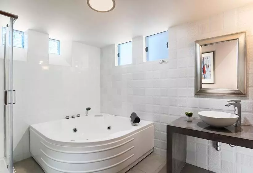 Fotos del hotel Natura Inn:  20