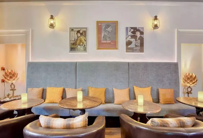 Fotos del hotel No32:  6