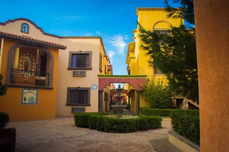 Fotos del hotel Suites El Paseo:  18