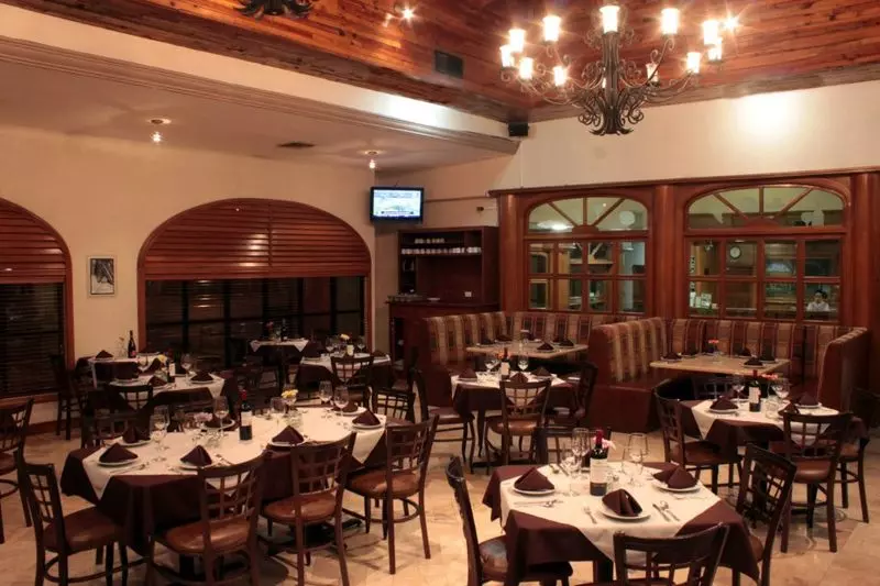 Fotos del hotel Suites El Paseo:  16