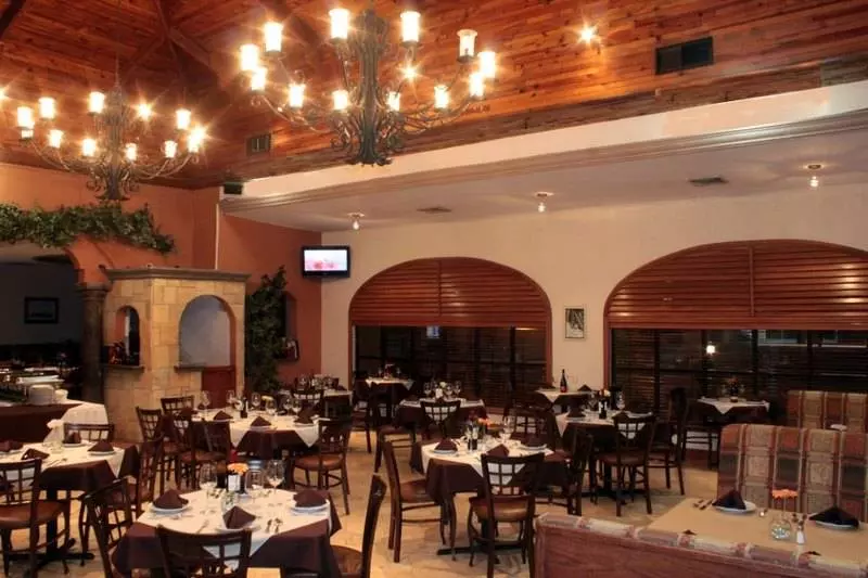 Fotos del hotel Suites El Paseo:  19