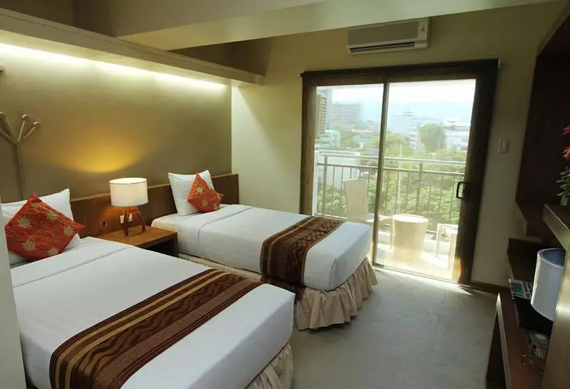 Fotos del hotel City Suites Ramos Tower:  7