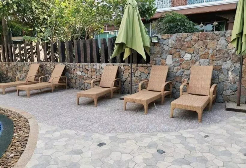 Fotos del hotel Harmony Inn:  18