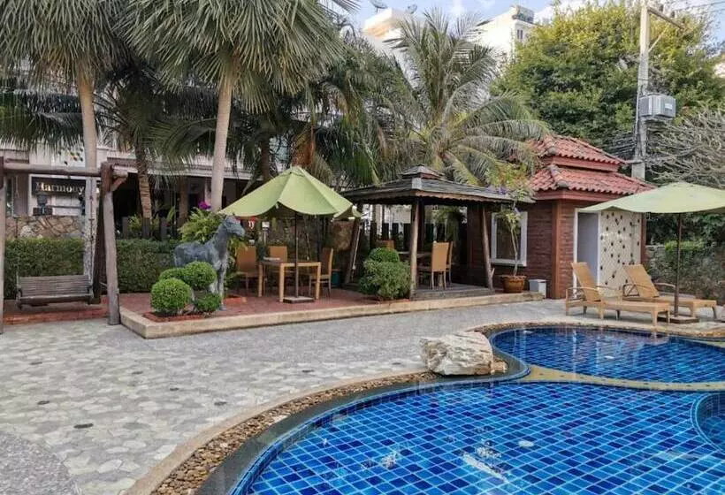 Fotos del hotel Harmony Inn:  12