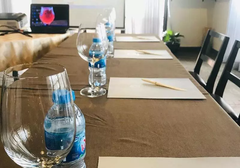 Fotos del hotel The Alcove Library:  15