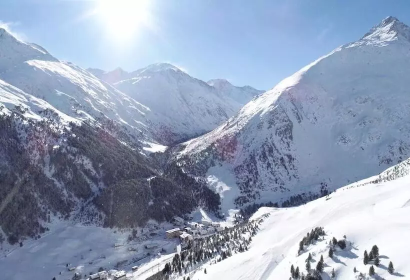 Fotos del hotel Familienhotel Vent:  11