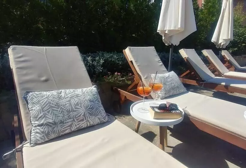 Fotos del hotel Family Hotel Muses:  5