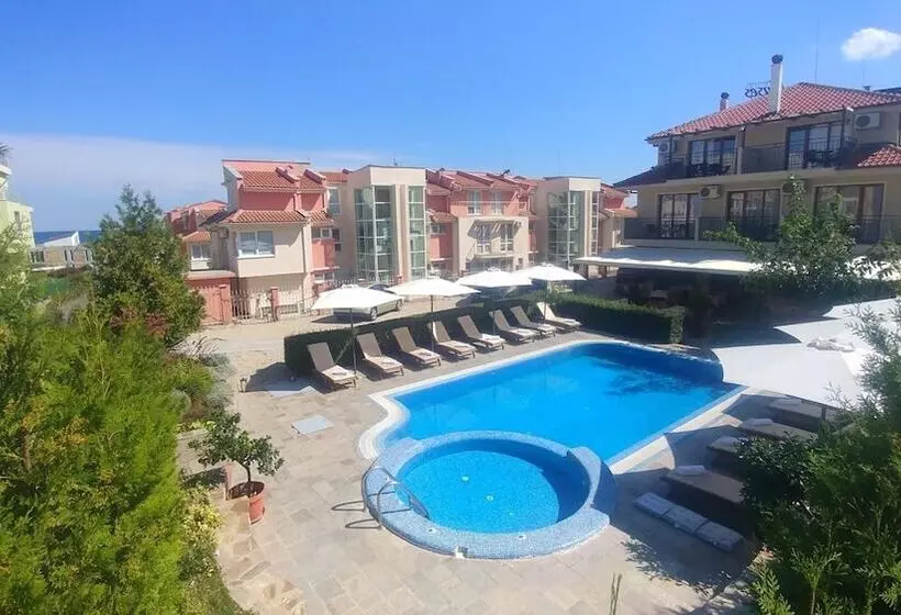 Fotos del hotel Family Hotel Muses:  18