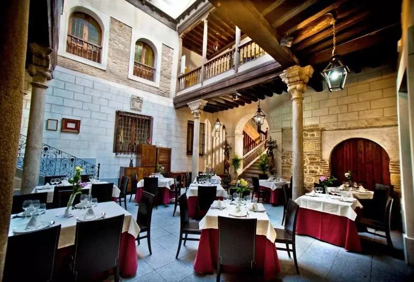 Fotos del hotel Condes De Castilla:  16