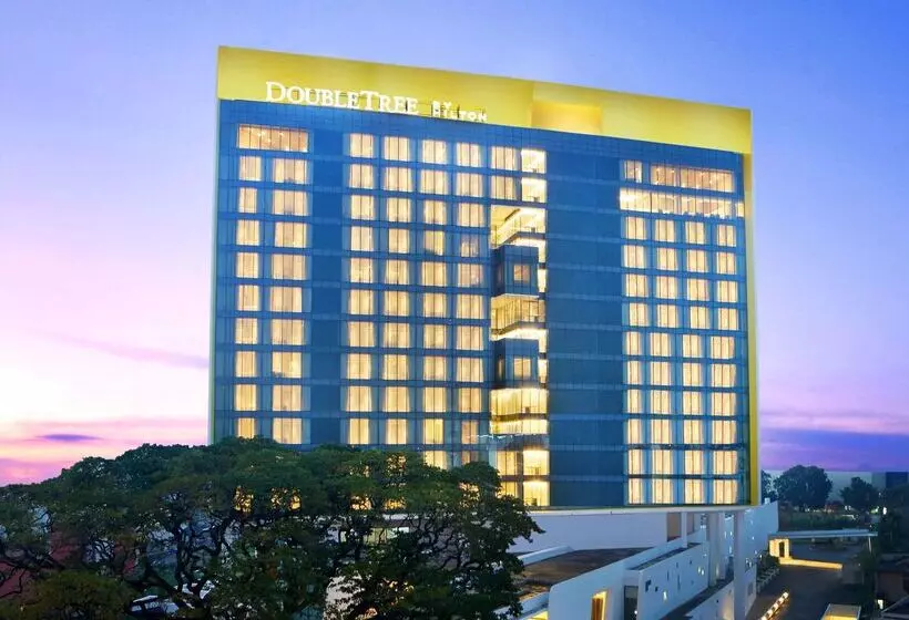 Doubletree By Hilton Jakarta  Diponegoro