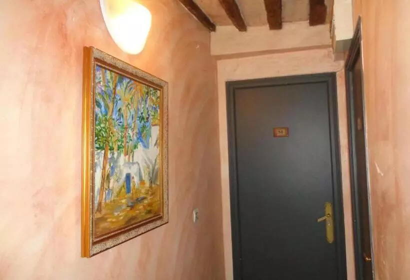 Fotos del hotel Hôtel Les Degrés De Notre Dame:  25