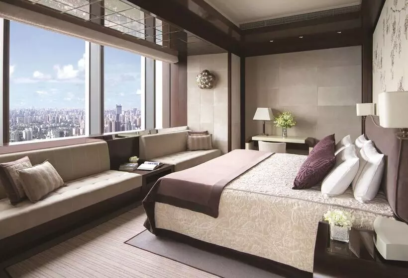 Jing An Shangrila, West Shanghai