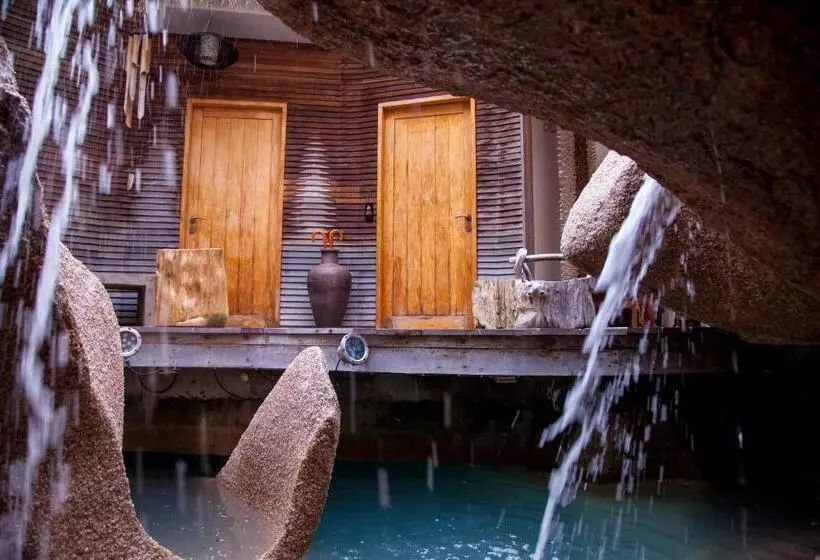 Fotos del hotel Le Domaine De L Orangeraie Resort And Spa:  2