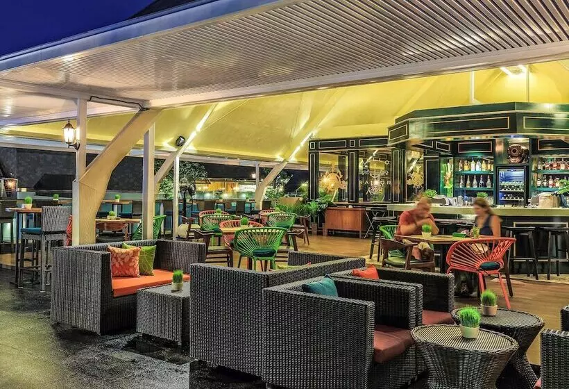 Fotos del hotel The Kuta Beach Heritage Hotel Bali  Managed By Accorhotels:  24