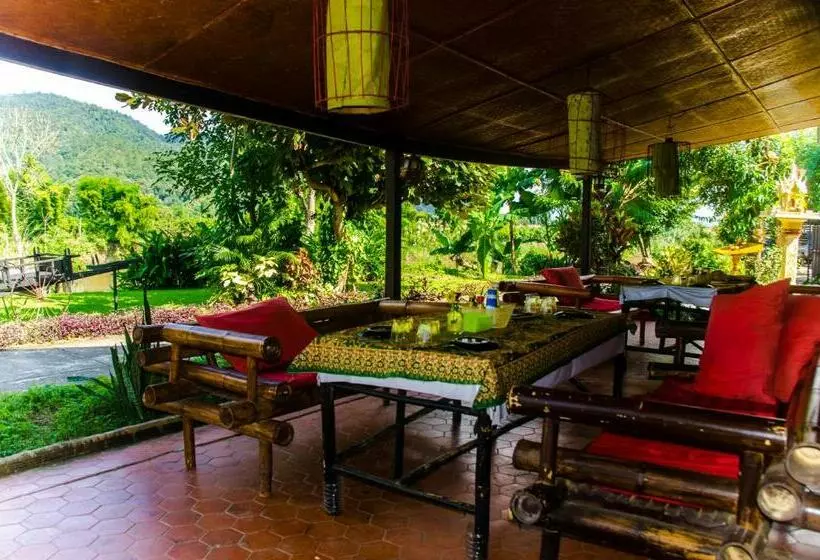 Fotos del hotel Areeya Phuree Resort:  11