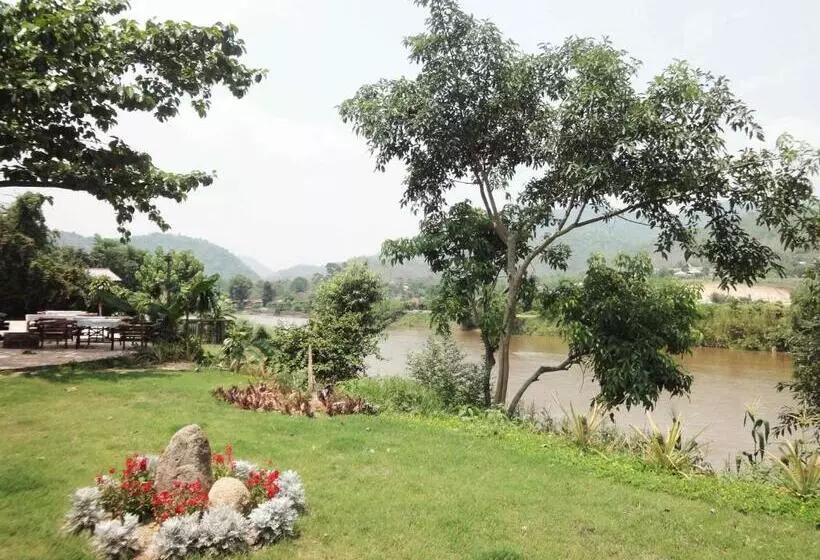 Fotos del hotel Areeya Phuree Resort:  8