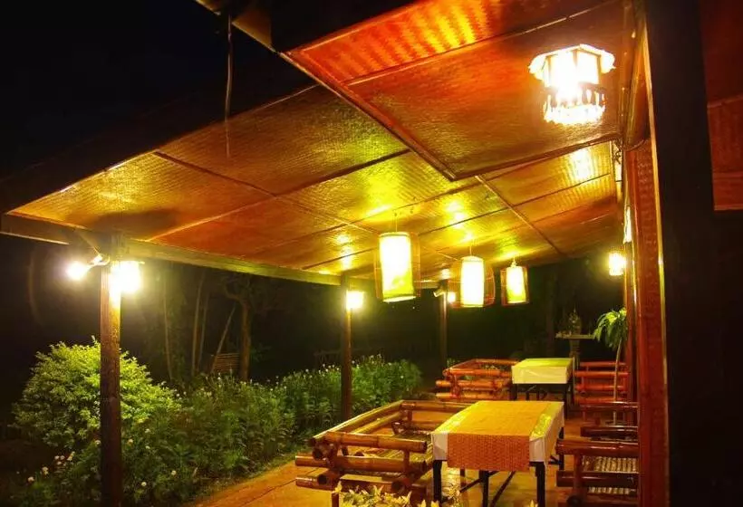 Fotos del hotel Areeya Phuree Resort:  25