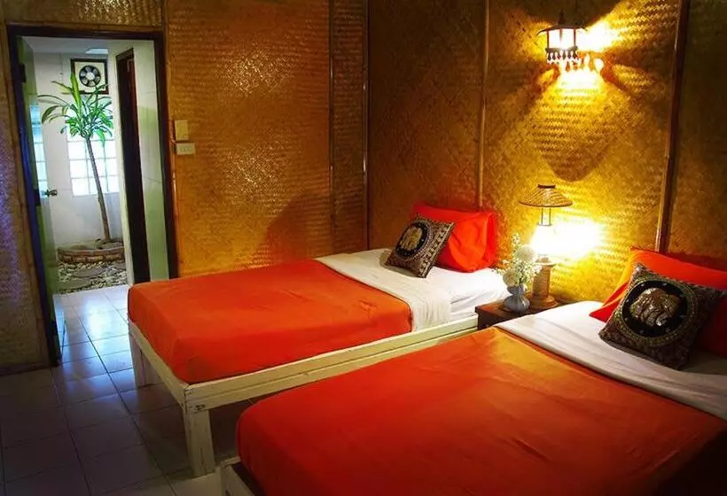 Fotos del hotel Areeya Phuree Resort:  9