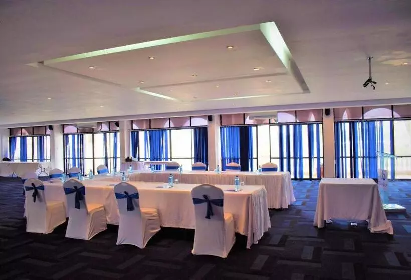 Fotos del hotel Cityblue Creekside  & Suites:  6