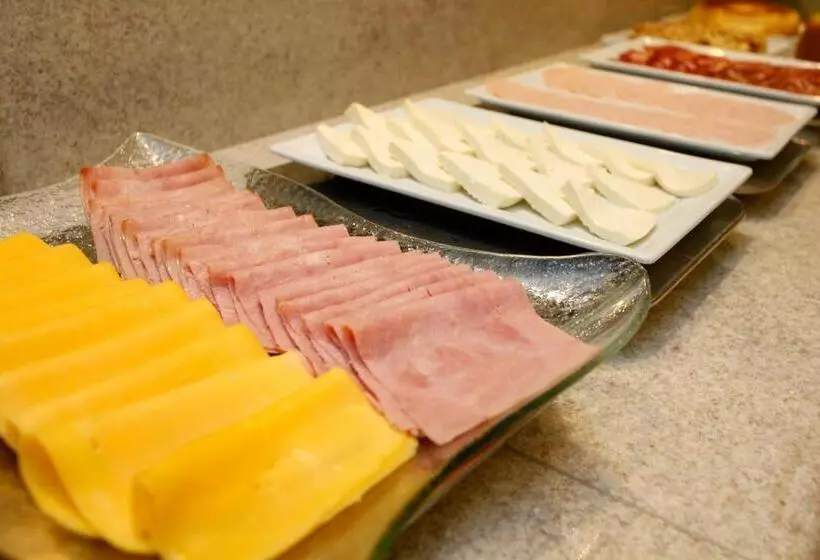 Fotos del hotel Elegance Praia:  17