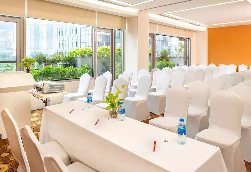 Fotos del hotel Ibis Saigon South:  4