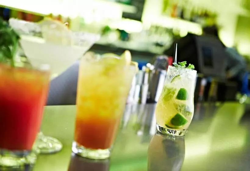 Fotos del hotel 115:  3