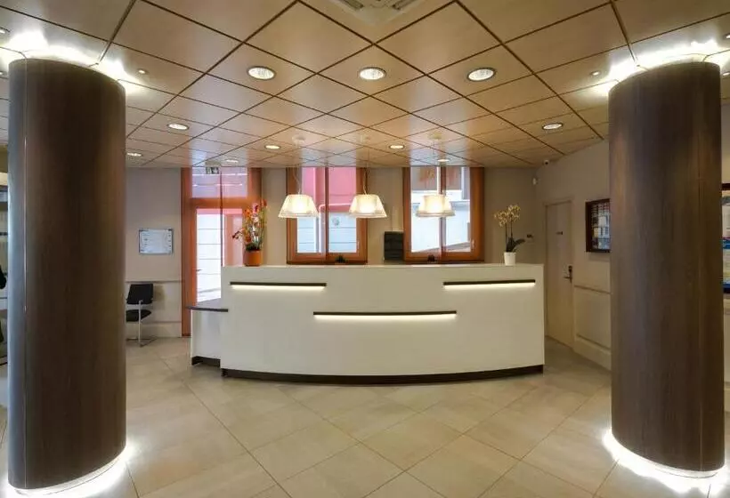 Fotos del hotel Hôtel Saint Georges:  3