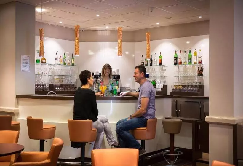 Fotos del hotel Hôtel Saint Georges:  13