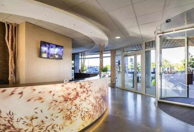 Fotos del hotel Kyriad Prestige Dijon Nord  Valmy:  2