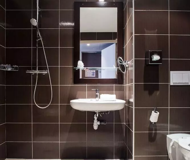 Fotos del hotel Kyriad Prestige Dijon Nord  Valmy:  23